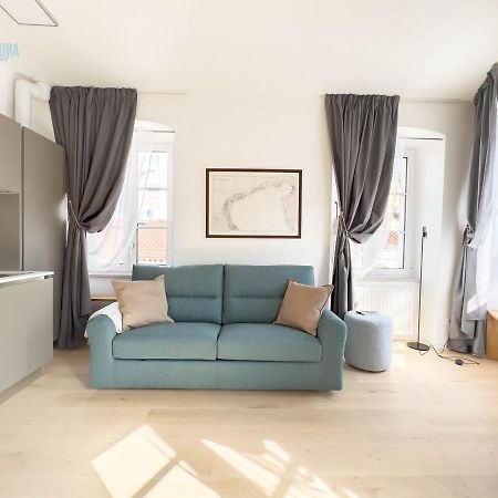 Corridoni 2E Tirabora Short Rent Apartman Trieszt Kültér fotó