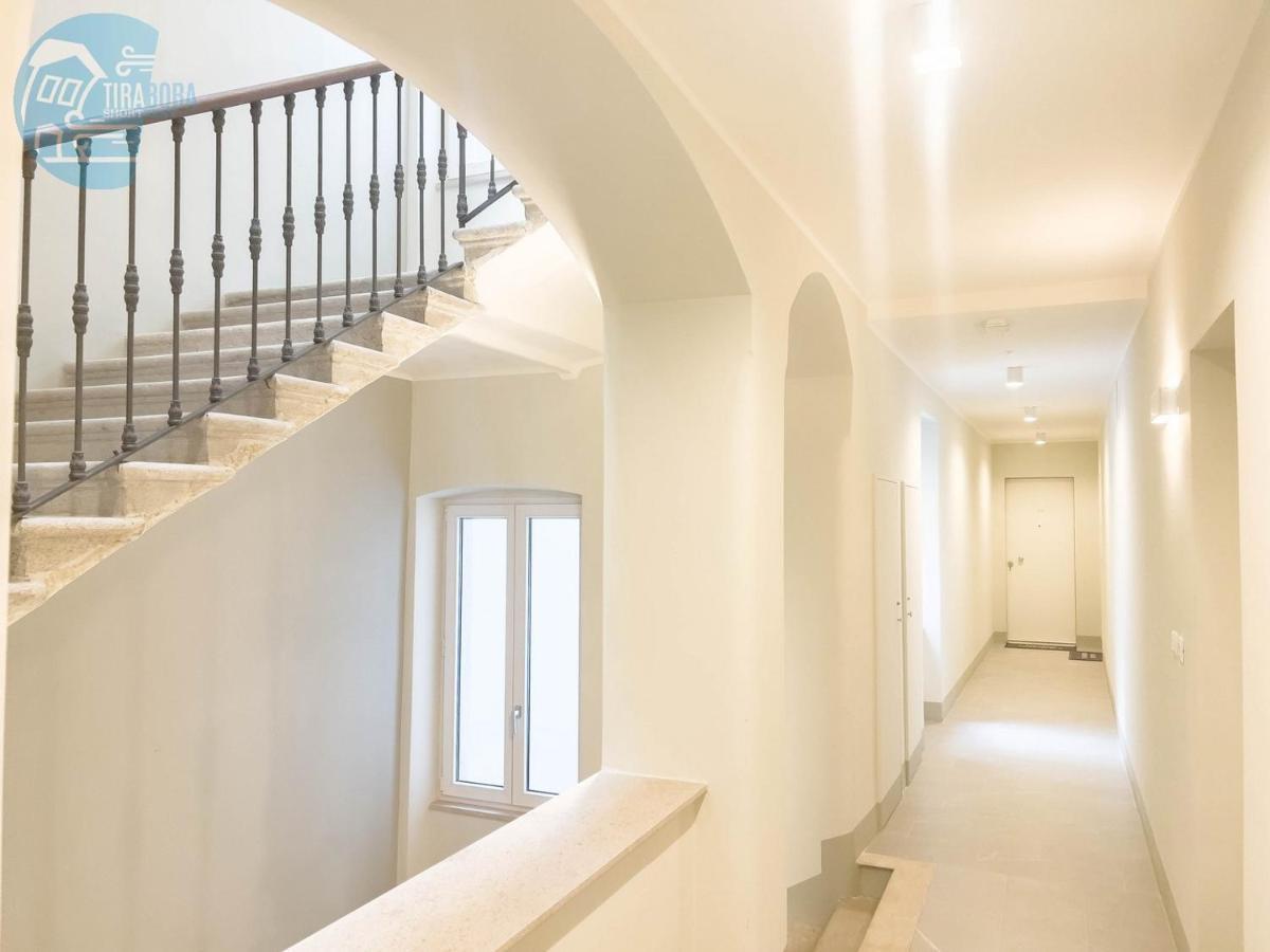 Corridoni 2E Tirabora Short Rent Apartman Trieszt Kültér fotó